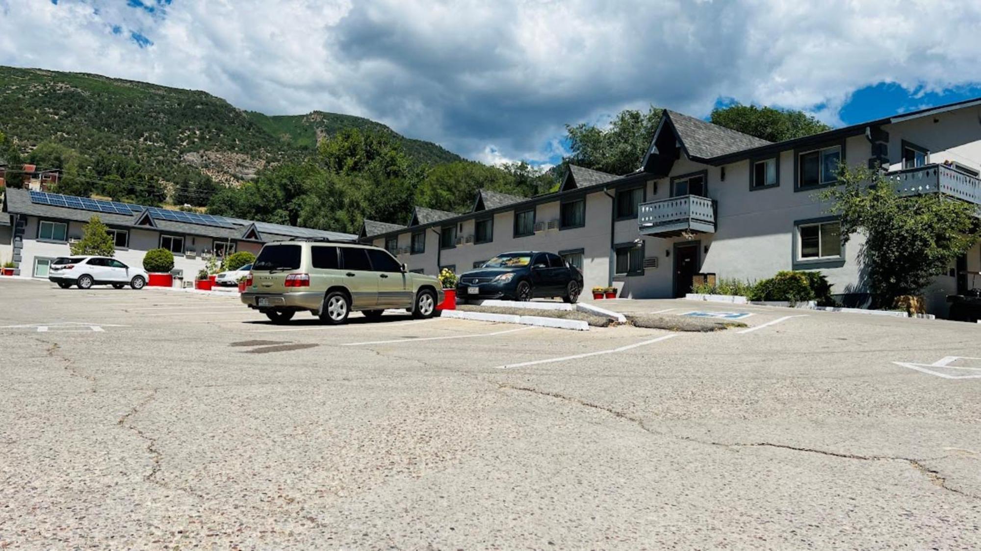 Adventure Inn - Glenwood Springs Ngoại thất bức ảnh