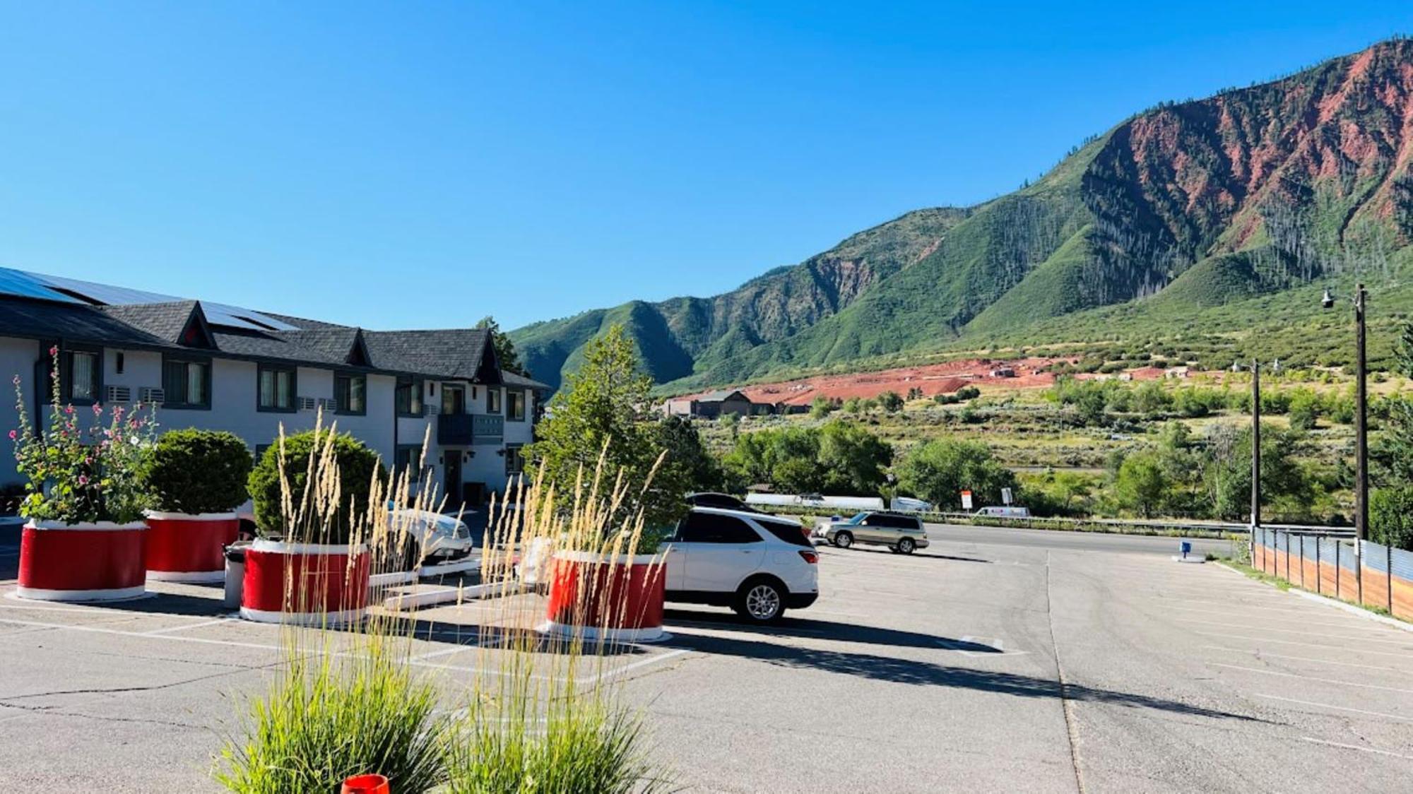 Adventure Inn - Glenwood Springs Ngoại thất bức ảnh