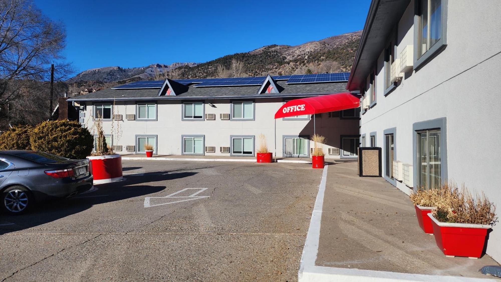 Adventure Inn - Glenwood Springs Ngoại thất bức ảnh